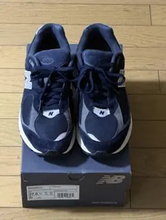 new balance M2002RCAですのサムネイル