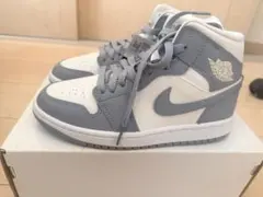 Air Jordan 1 Mid ホワイト/グレー