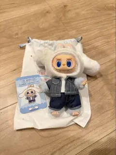POPMART ラブブ× SANRIOシナモンロール ぬいぐるみペンダント