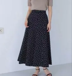 NATURAL BEAUTY BASIC ハートドットプリントフレアスカート　M