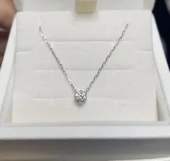 4°C ヨンドシー　ホワイトゴールドK10　一粒ダイヤモンド風ネックレス