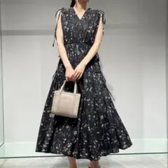 CELFORD プリントリボンノースリーブワンピース 36のサムネイル