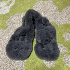 ダークグレー ファーマフラー