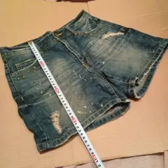 デニム スタッズ付き ショートパンツ M　サイズ画像