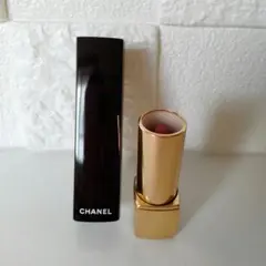 CHANEL　口紅　リップ　ルージュ　アリュール　135　エニグマティックのサムネイル