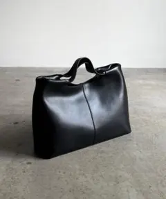 JISTORY SQUARE BELT HANDLE BAG <large> - メルカリ