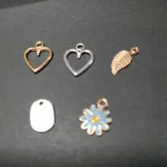 アクセサリーパーツ、チャームまとめ売り38個