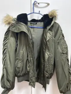 ファー付きオリーブミリタリージャケット M