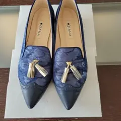 Diana ネイビー フラットシューズ