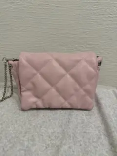 ショルダーバッグ　　ピンク