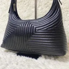 美品✨ BALLY キルティング ワンショルダーバッグ レザー ブラック 肩掛け