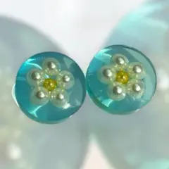 ハンドメイドピアス・:*+レジン×花