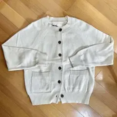 チャッピー様専用　MHL. アイボリー ボタン付きカーディガンのサムネイル
