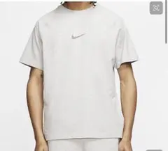 Nike グレー Tシャツ ロゴ入り