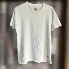 スラッシャー　ホワイト　シンプル　ロゴ Tシャツのサムネイル