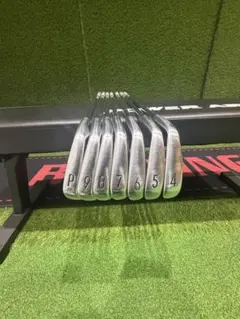 Item thumbnail for item 5fb5cfd2-dfc1-40ea-9a8a-c82f13e2b7ad