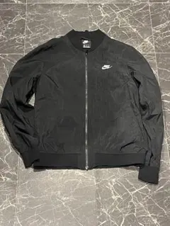 Nike ブラック ナイロンジャケット Ｍサイズ
