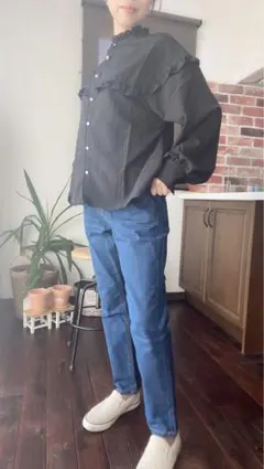 ソフトタッチテーパードパンツ ネイビーSサイズ