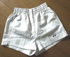 ヨネックス ホワイト ショートパンツ　L