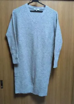 UNIQLO ライトグレー　 ロングニットセーター・ワンピース