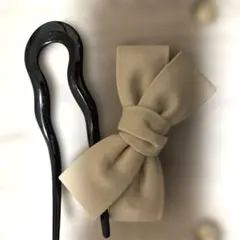 まとめ髪　レザーリボンヘアクリップ　かんざし　U字ヘアコーム