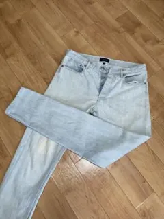 【A.P.C.】PETIT NEW STANDARD デニムパンツ サイズ28のサムネイル