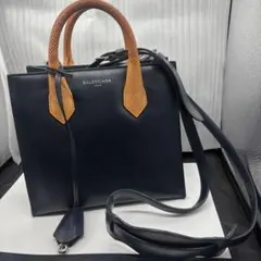 Item thumbnail for item 7b7d49ec-ed05-4b05-89f6-76c11e6c96ed