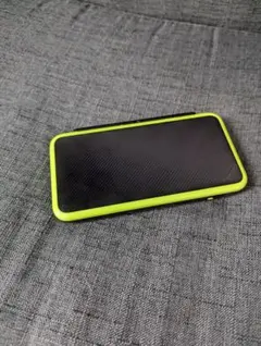 Newニンテンドー2DS LL ブラック × ライム