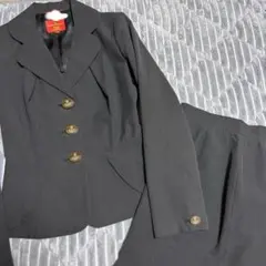 Vivienne Westwood ヴィヴィアンウエストウッド