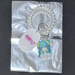 新品未使用★極楽湯×初音ミク 等身ミク アクリルキーホルダー