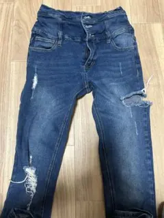 ダメージ加工ダークブルースリムフィットデニム