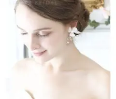 stella bridal ピアス