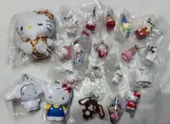 サンリオ　キティガチャガチャまとめ　　めじるしアクセサリーなど