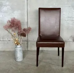 ブラウンPVCレザー　モダンスタイル ダイニングチェア　シンプル＆上品