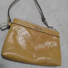 Coach イエローレザーポーチ