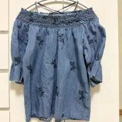 デニム ブルー オフショルダー 花柄 刺繍 Mサイズ