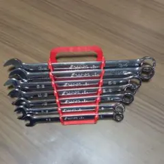 Item thumbnail for item d9cf29e2-7f49-4ebb-9313-db974114fc1a