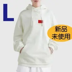 TOMMY JEANS フラッグロゴ刺繍フーディ