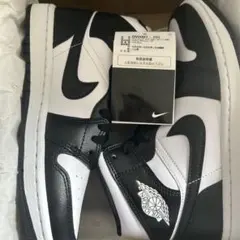 新品 NIKE AIR JORDAN 1 MID パンダ　白　黒