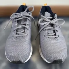 Reebok グレー ランニングシューズ