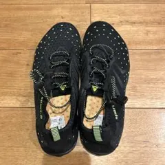 マリンシューズ