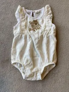 ホワイト フリルロンパース❁⃘（サイズ3M〜6M）