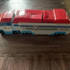 Item thumbnail for item d007fb61-3cea-4b55-b3f8-6d1ccb67bbaf