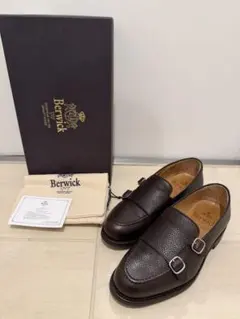 Berwick】ダブルモンクストラップローファー ダークブラウンシボ革