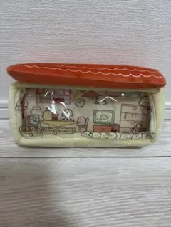 すみっコぐらしキャラクターイラスト付きポーチ