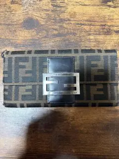 す*い様 Fendi 長財布