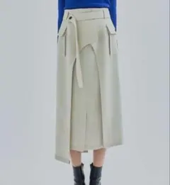 美品　スカート　ロングスカート　ユナイテッドトーキョーのサムネイル