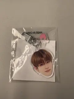 TREASURE 喜怒哀楽 顔アクキー アサヒ(喜)