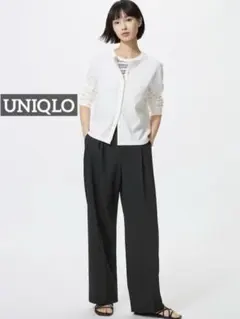 0799 UNIQLO タックワイドパンツ ブラック