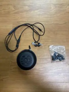 SHURE AONIC 215 高遮音性イヤホン 有線タイプ　マイクリモコン付きのサムネイル